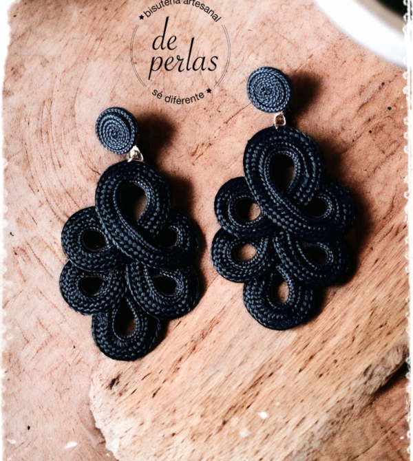Pendientes pasamaneria